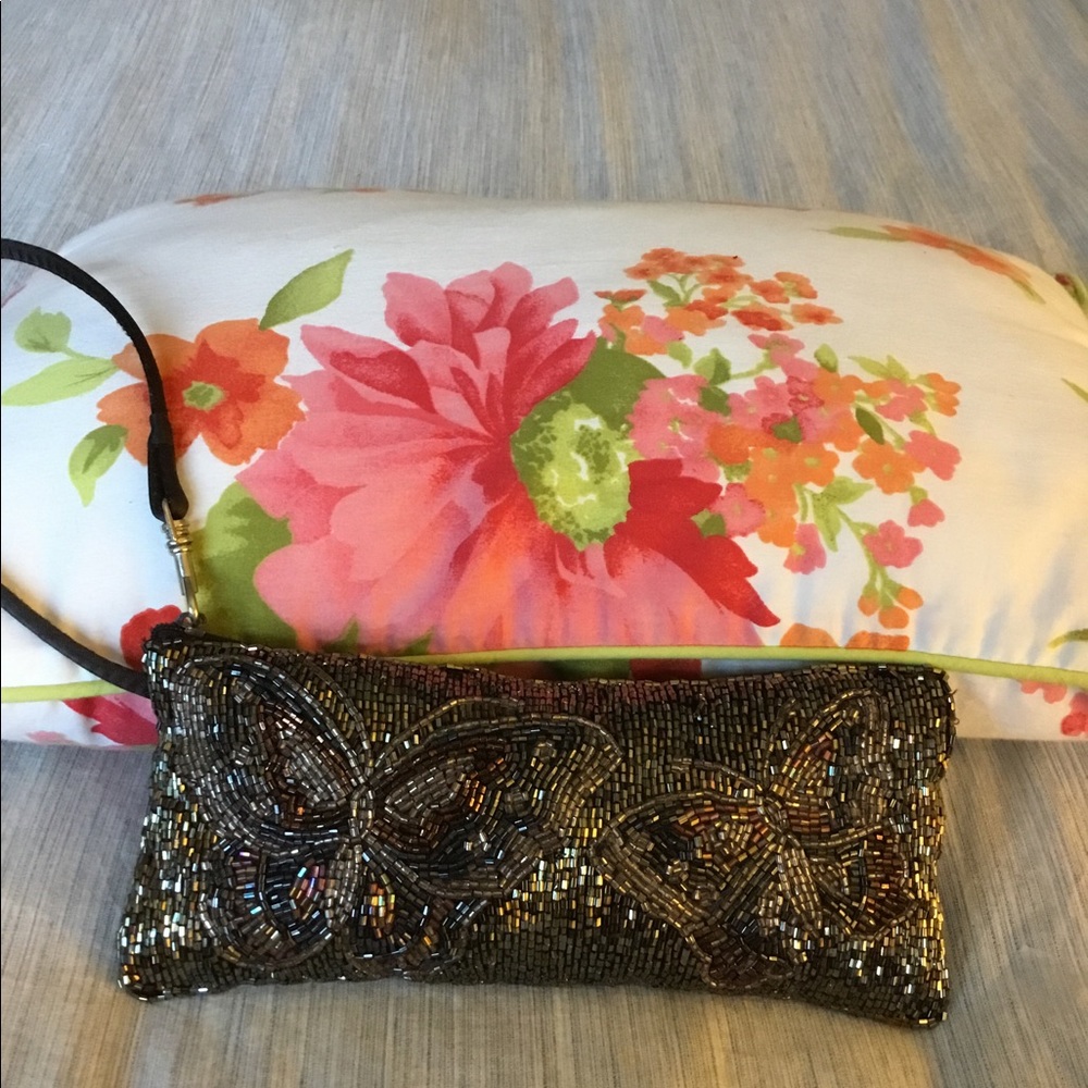 Liz Claiborne wristlet
